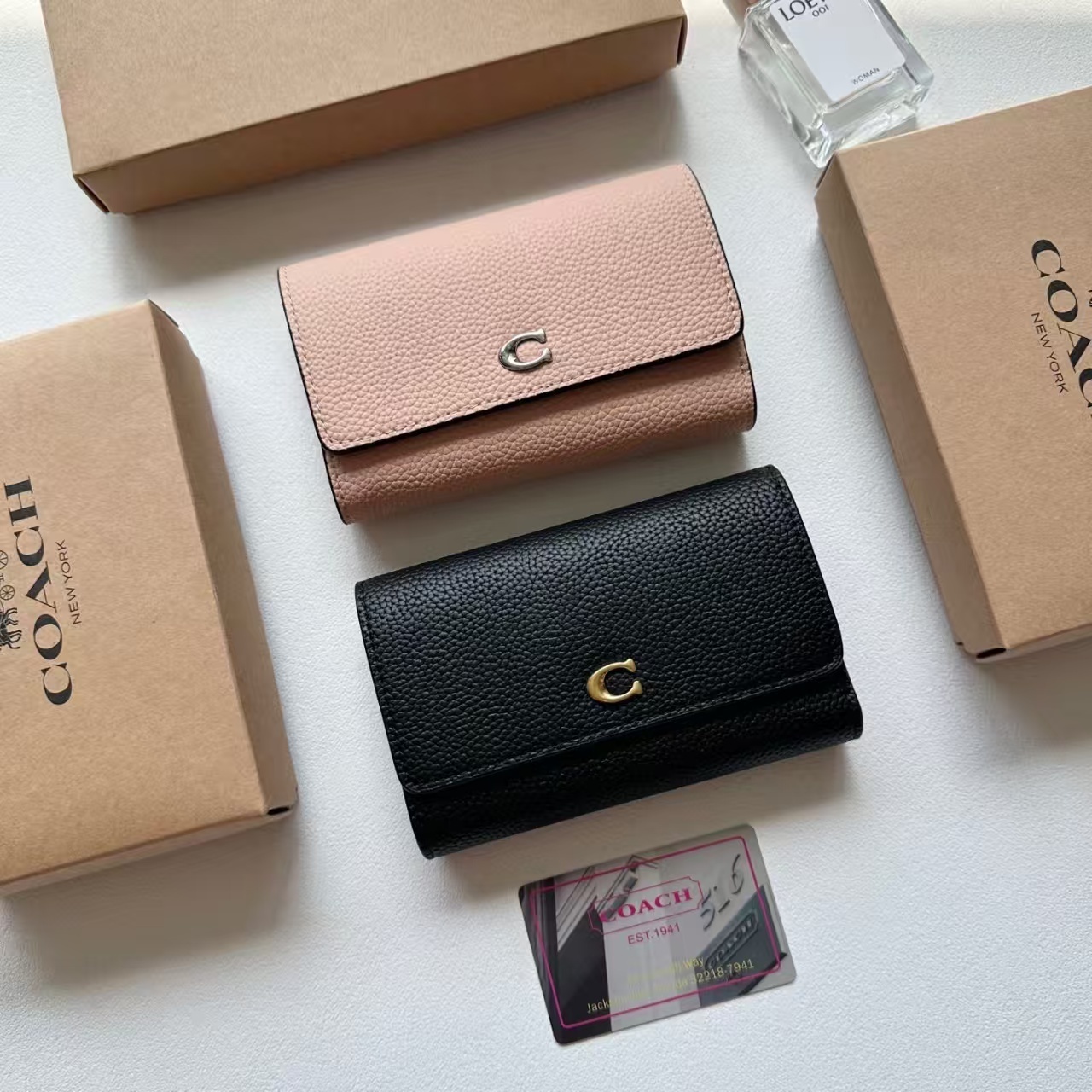 Billetera estilo Coach