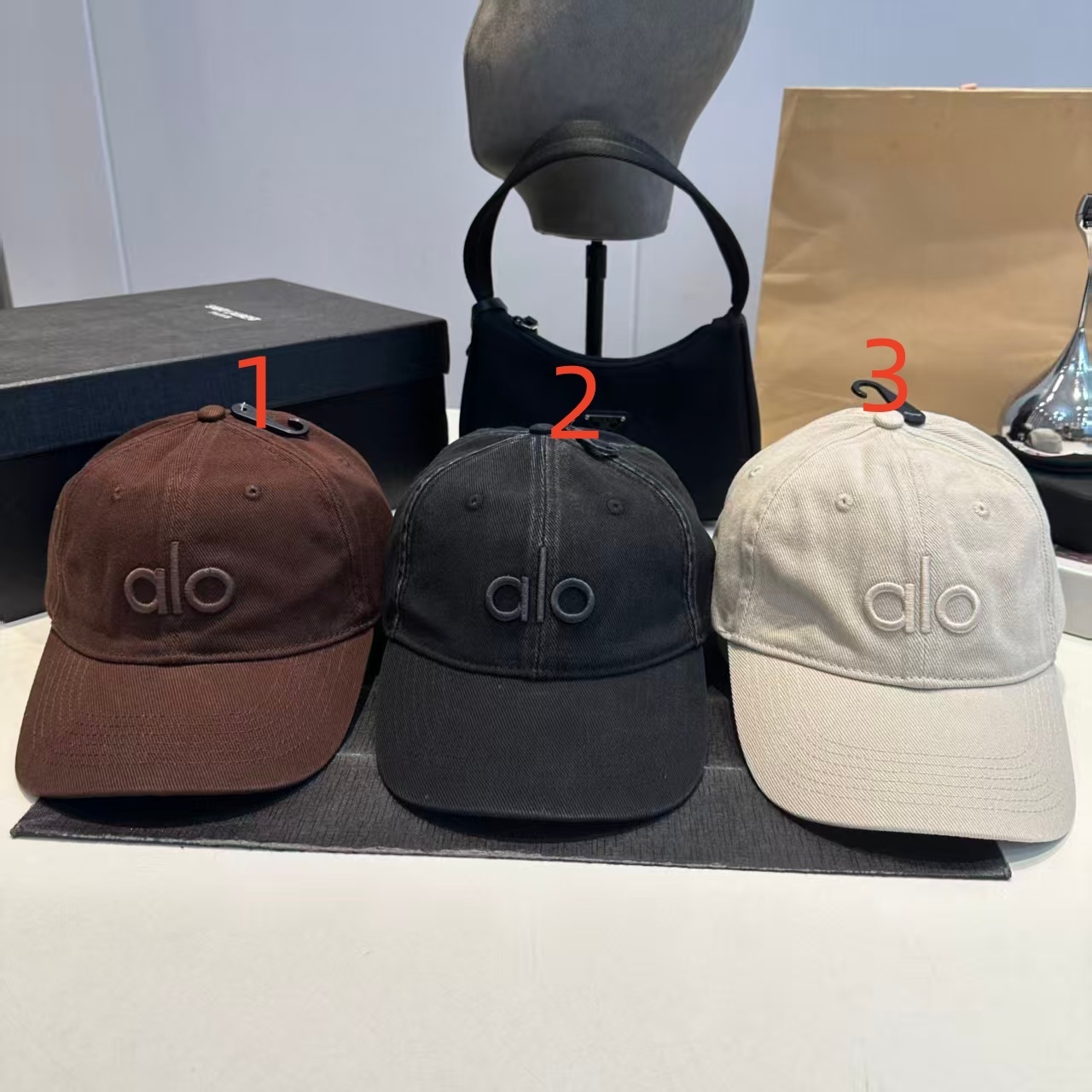 Gorra estilo ALO